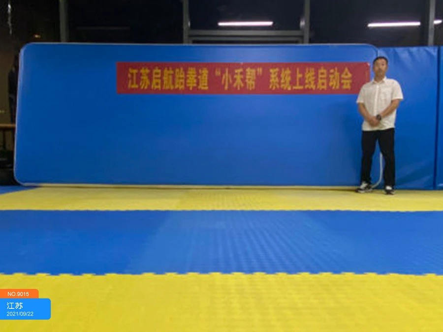 如何利用篮球青训营提升个人技术和团队协作?_1