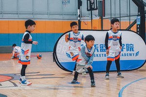 少儿篮球基础训练视频